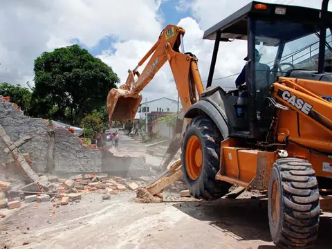 Demolição em Santa Bárbara d’Oeste - foto 5